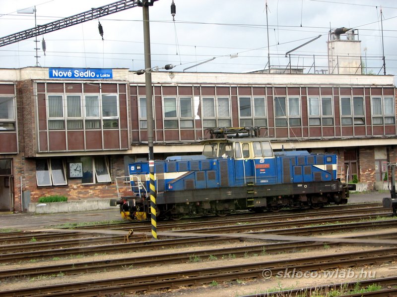 210 053-5