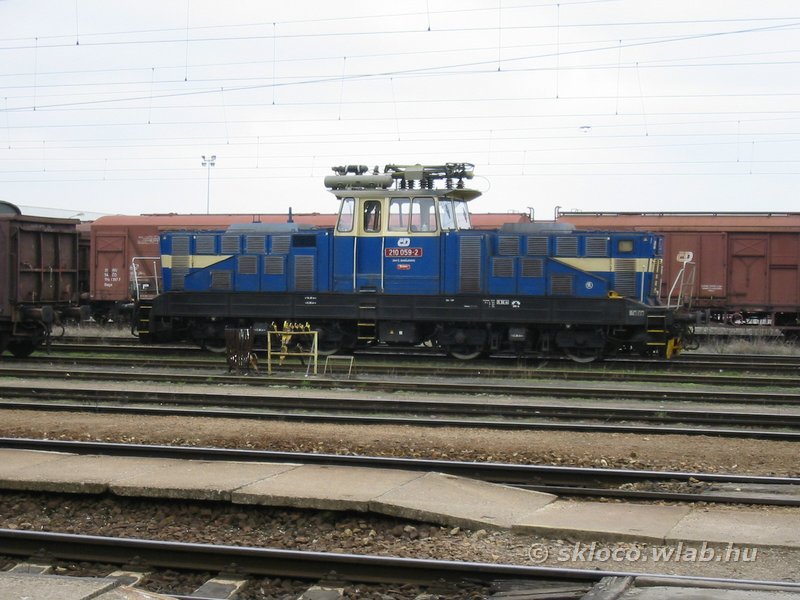 210 059-2