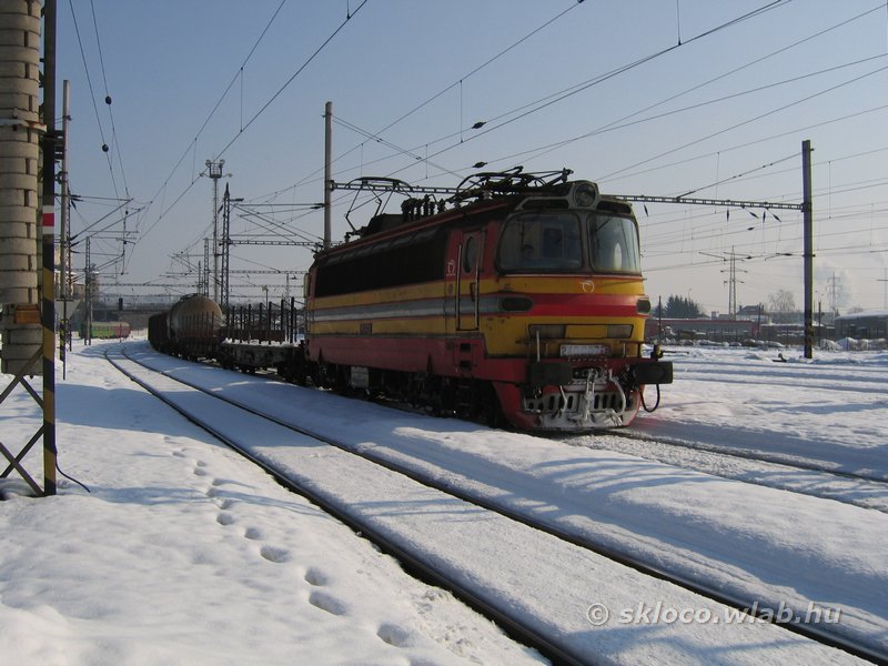 240 067-9