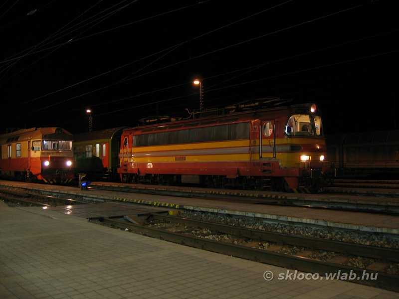 240 114-9