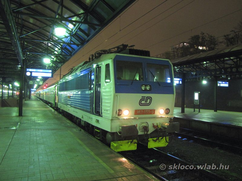 363 055-5