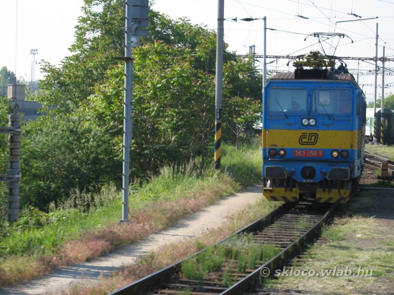 363 058-9