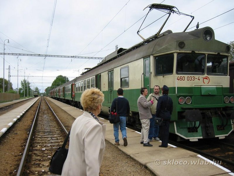 460 033-4
