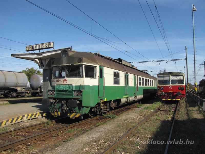 460 033-4