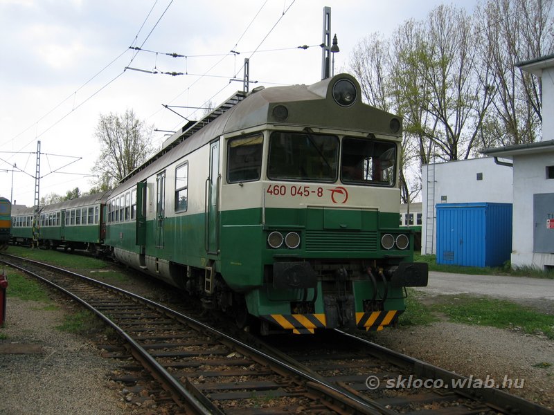 460 045-8