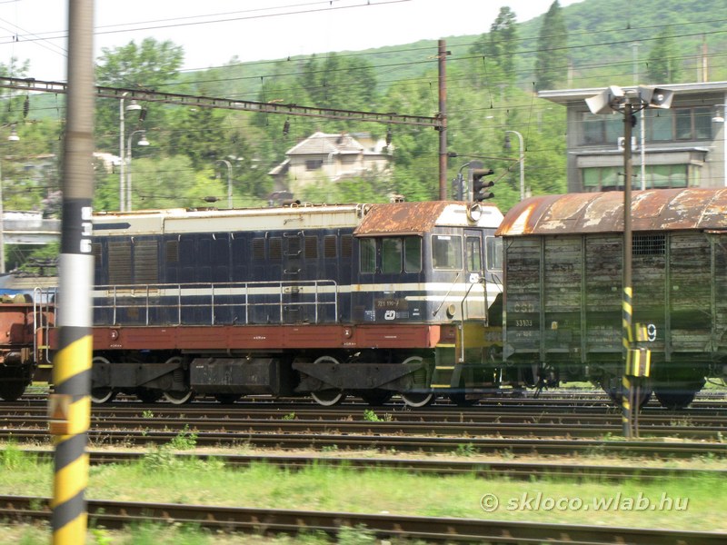 721 190-7
