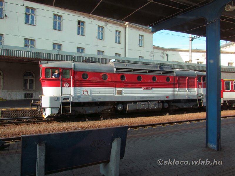 750.238-8
