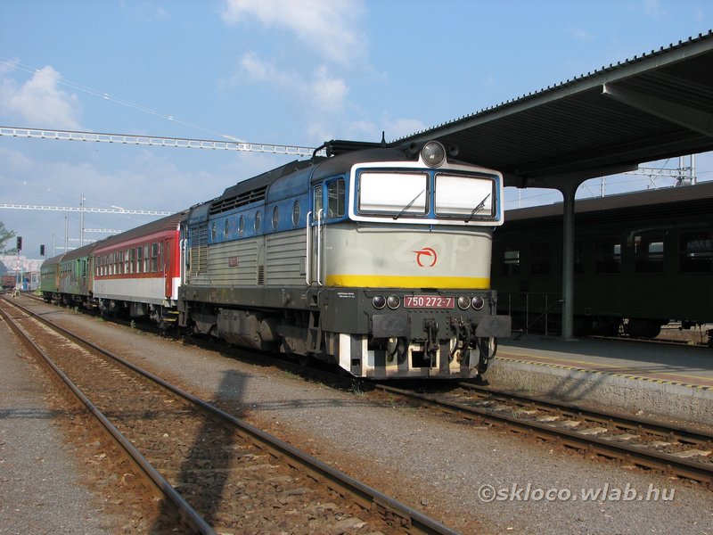 750 272-7