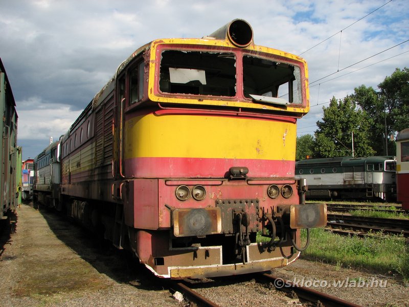 750 282-6