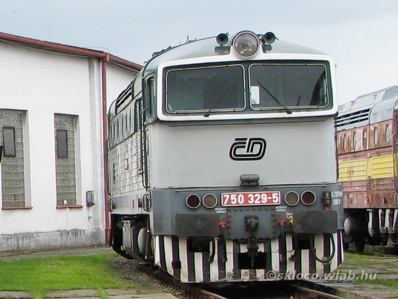 750 329-5