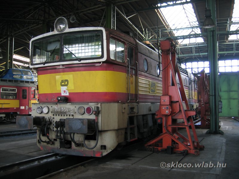 (750 334-5)