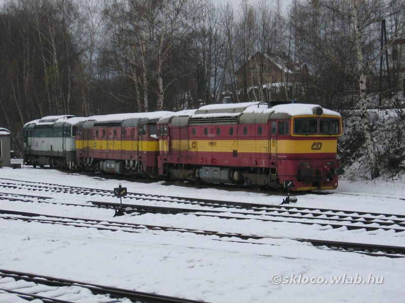 750 385-7