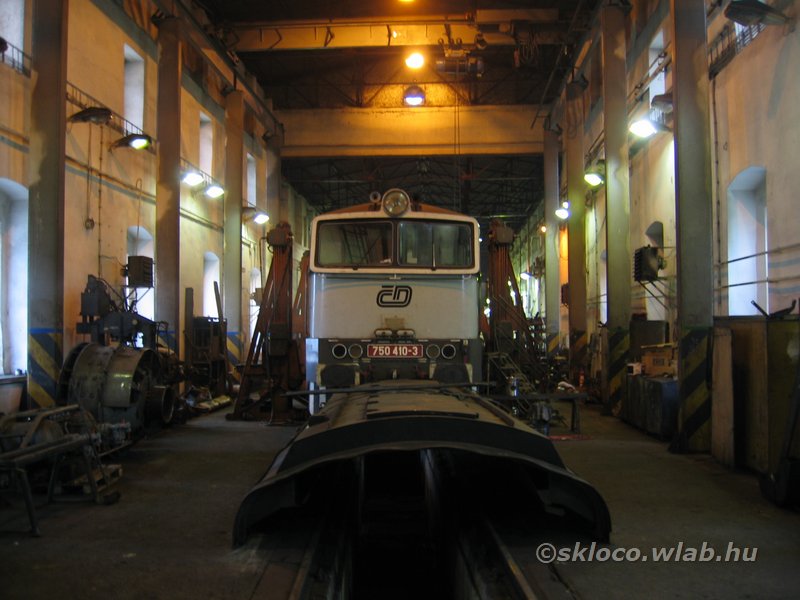 (750 410-3)