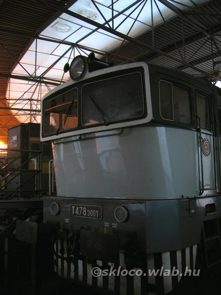 753 001-7