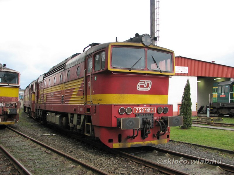 753 141-1