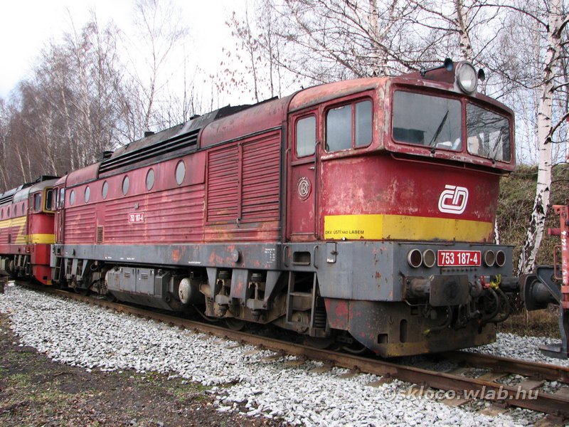 753 187-4