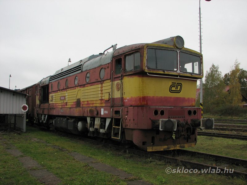 753 212-0