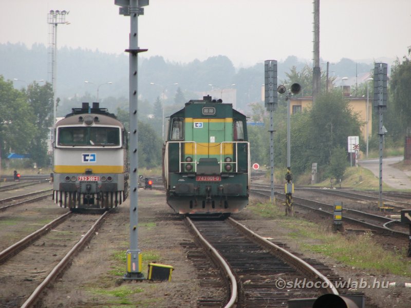 753 301-1