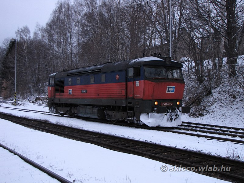 751 041-5