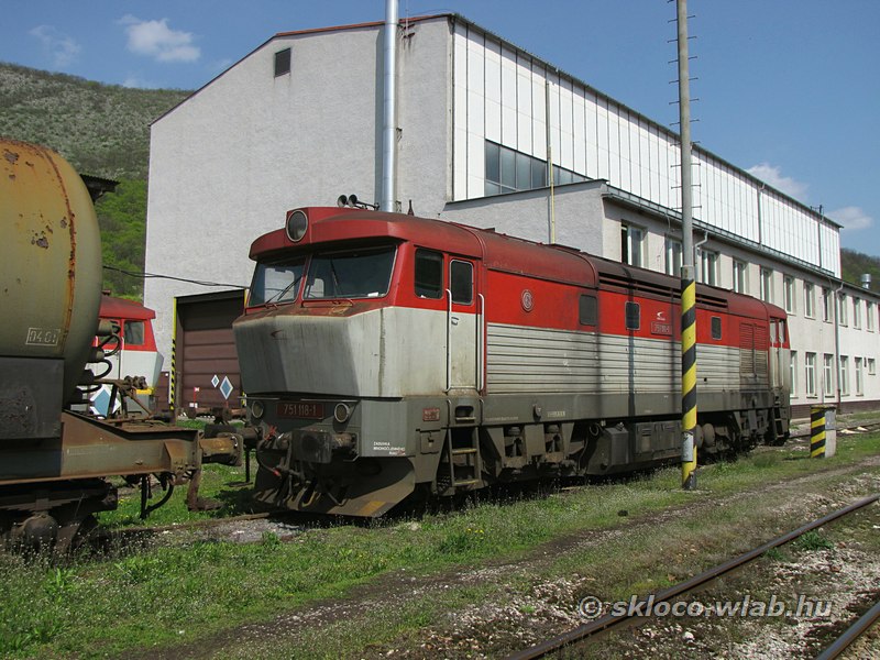 751 118-1