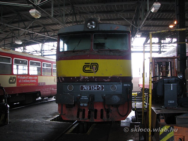 (749 134-3)