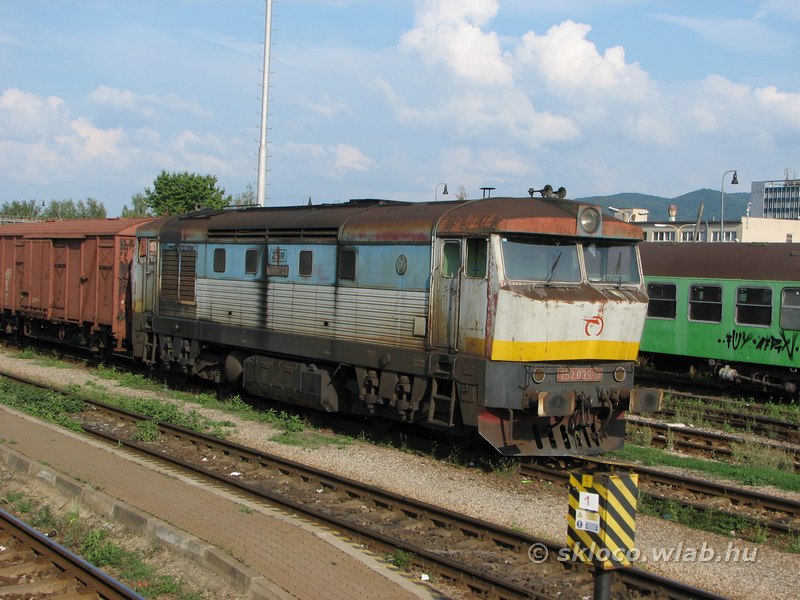 752 039-8