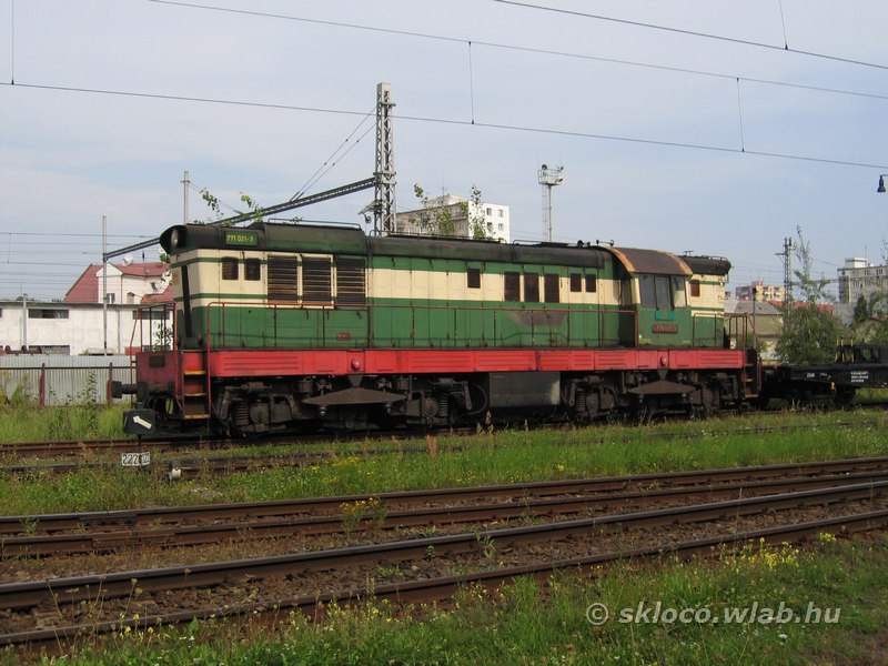 771 021-3
