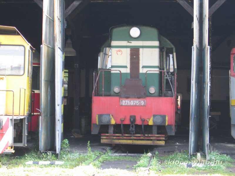 771 075-9