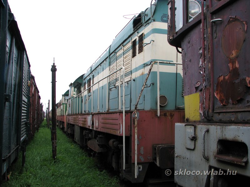 771 082-6