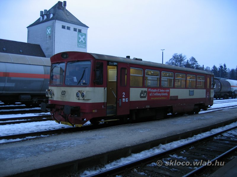 (810 235-2)
