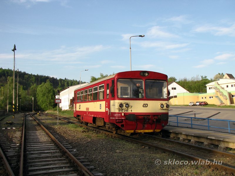 810 296-4