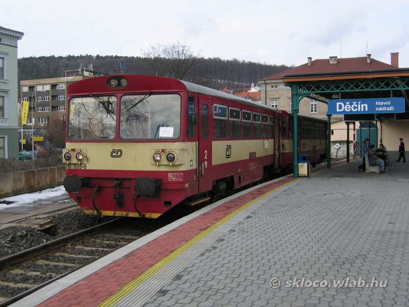 (810 335-0)