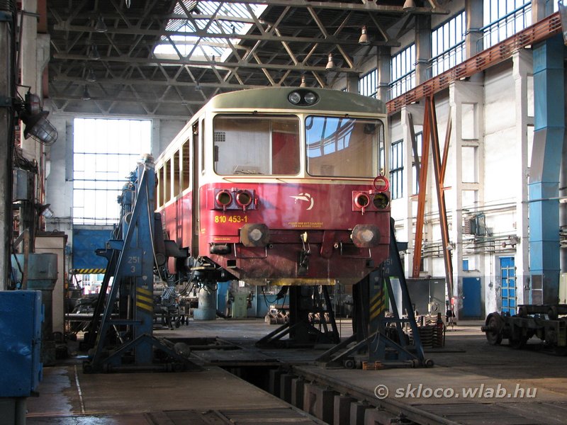 810 453-1