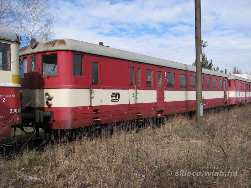 830 157-4
